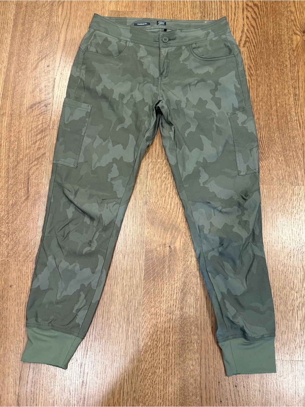 Prana Olive Green Camo Jogger Pants Women’s Size 30” Waist